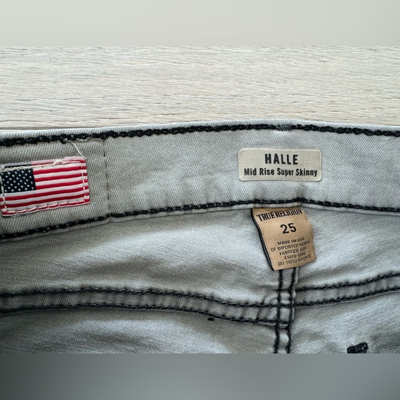 True Religion Halle Midrise Super Skinny Jeans (25) - Picture 4 of 9